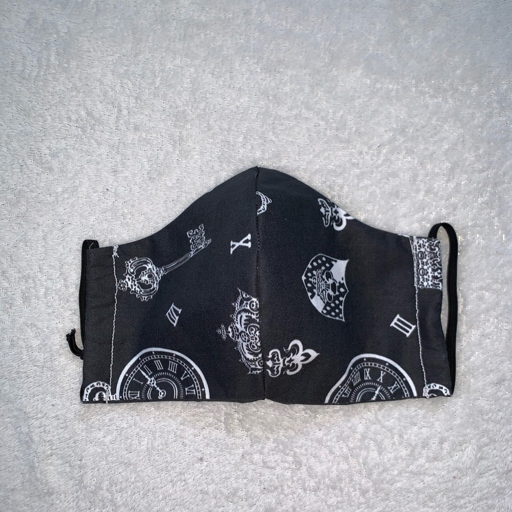 Face mask with filter